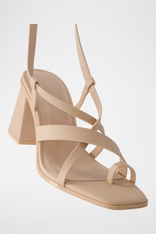 Sandalias de tacón - Beige