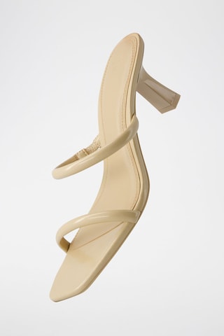 Sandalias de tacón - Beige