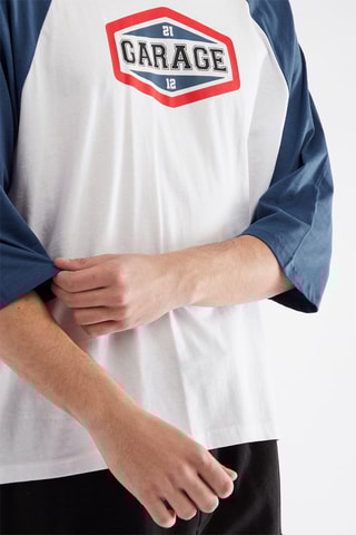 Camiseta - Blanco y azul