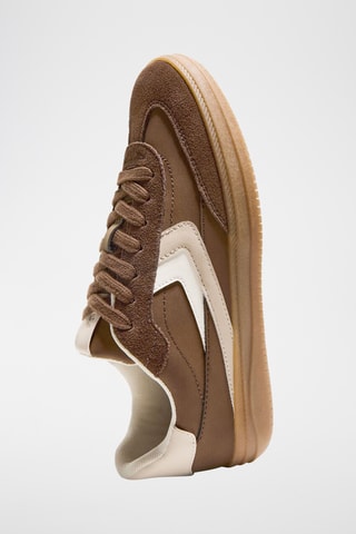 Zapatillas - Marrón oscuro y blanco