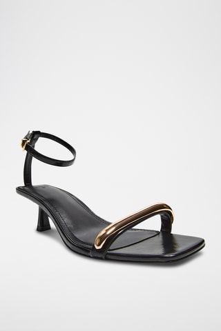 Sandalias de tacón - Negro y dorado