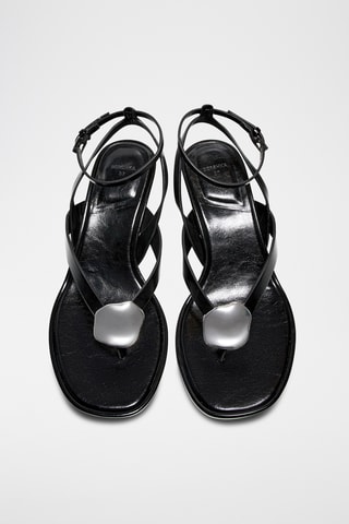 Sandalias de tacón - Negro y plateado