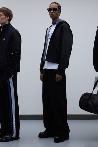 Sudadera con capucha - Negro