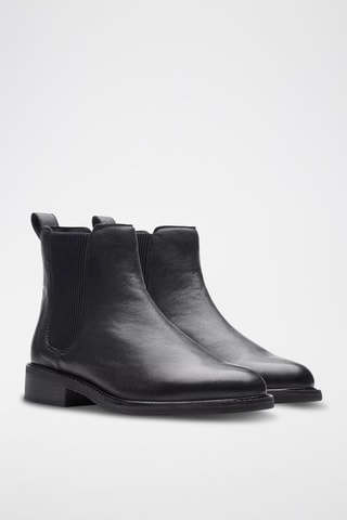 Botins Chelsea em couro Cologne - Preto