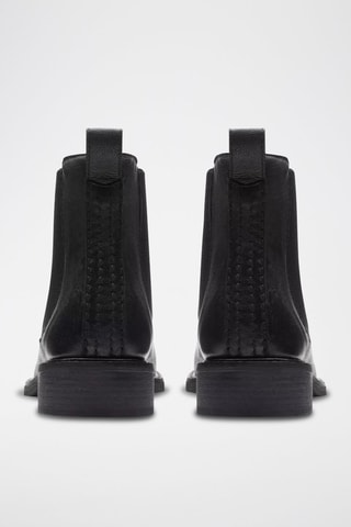 Botins Chelsea em couro Cologne - Preto