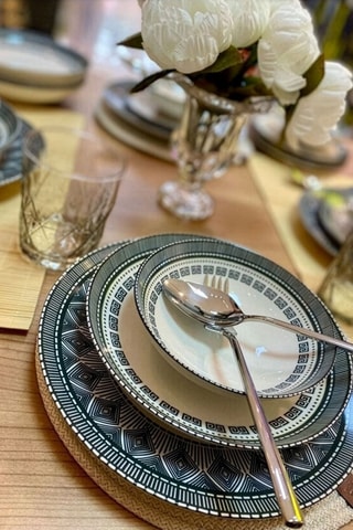 Servizio in porcellana - 24 pezzi