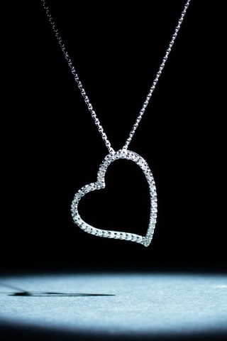 Colgante Oriental   - Oro blanco y diamantes