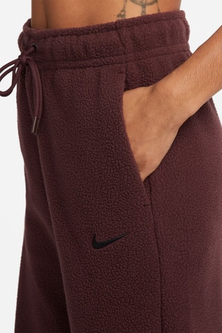 Pantalón polar palazzo de tiro alto Nike Sportswear Plush+ - Rojo