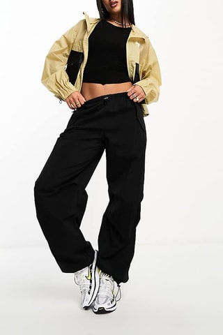 Chaqueta con capucha Nekka - Beige