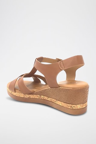 Sandali con zeppa - Marrone