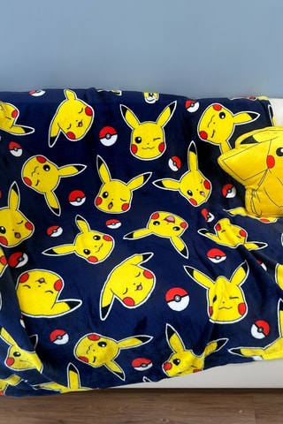 Plaid Cuddle Pokémon Pika Pika - Navy