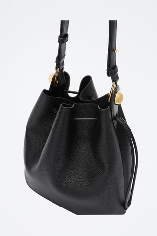 Sac seau en cuir de veau - Noir