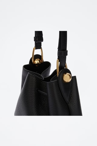 Sac seau en cuir de veau - Noir