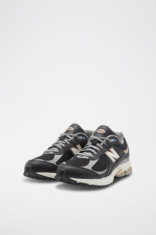 Baskets 2002  - Beige et noir