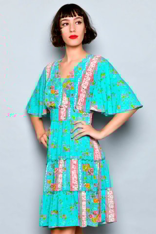 Vestido estilo patinadora Turquesa e rosa - Branco, azul, laranja e rosa