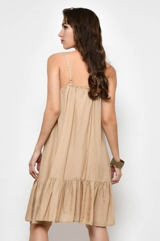 Vestido direito 
Bege - 