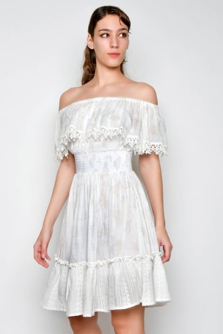 Vestido com folhos - Branco - 