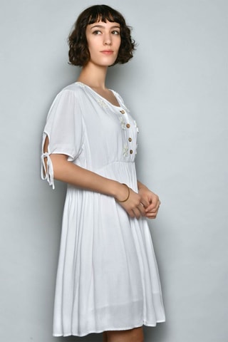 Vestido estilo patinadora 
Branco - 