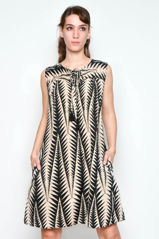 Vestido trapézio - Preto - Preto e bege