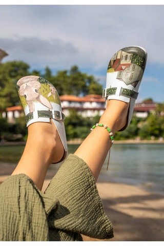 Sabot Going on an Adventure  - Multicolore