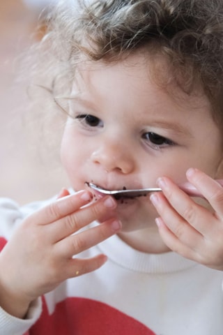 Talheres em aço inoxidável - Dos 8 aos 36 meses