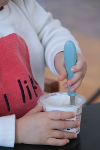 Talheres em aço inoxidável - Dos 8 aos 36 meses