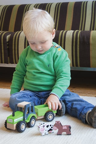 Tractor en Aanhangwagen Vanaf 1 Jaar