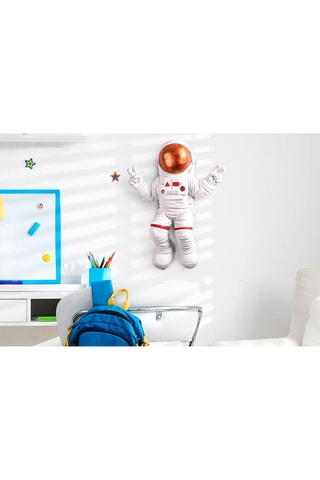 Adorno mural Peace Sign Astronaut 3 - Blanco y marrón - 35 x 47 x 10 cm