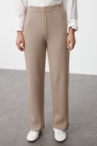 Maglia senza maniche e pantaloni - Beige