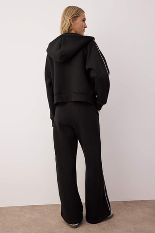 Felpa e pantaloni sportivi - Nero