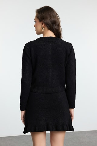 Cardigan e gonna taglio dritto - Nero