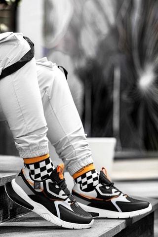 Sneakers - Bianco, nero e arancione