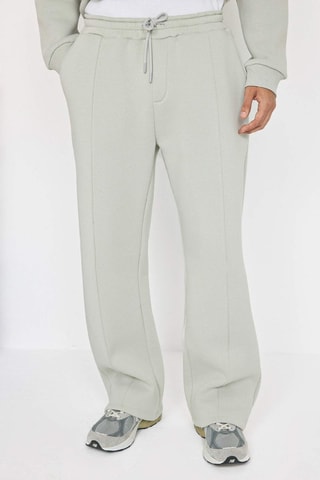 Felpa e pantaloni sportivi - Bianco e grigio