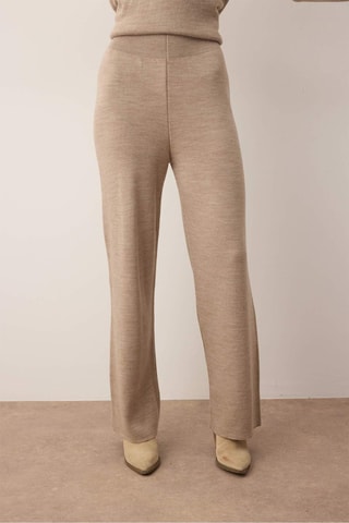 Maglia e pantaloni - Beige