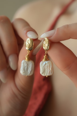 Pendientes - Dorado y blanco