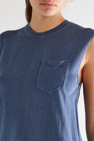 T-shirt en soie sans manches - Bleu