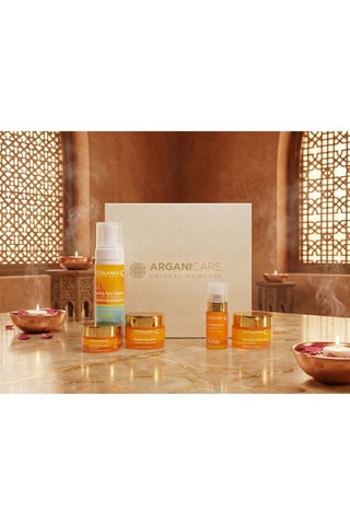 Coffret coup d'éclat à la vitamine C 
5 produits