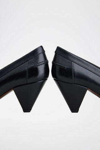 Mocasines de piel de tacón - Negro