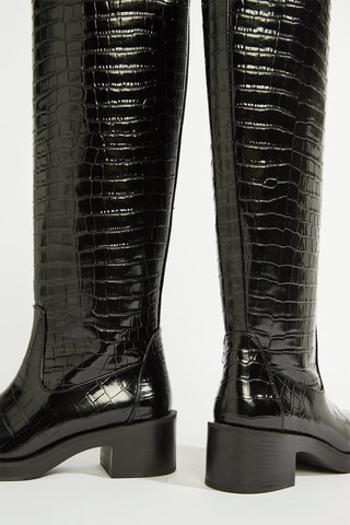 Botas em couro - Preto