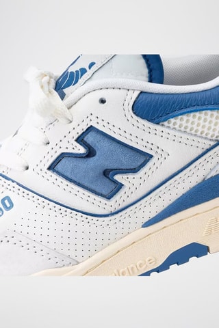 Sneakers en cuir BB550 - Blanc et bleu