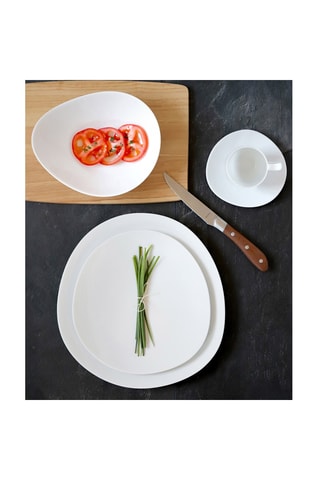 6 pratos de sobremesa em porcelana - 24 cm