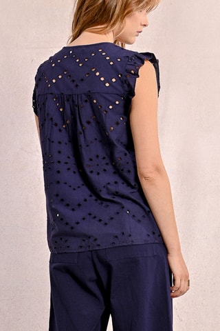 Blusa con bordado inglés - Azul marino