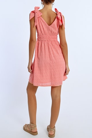 Vestido evasé con bordado inglés - Coral