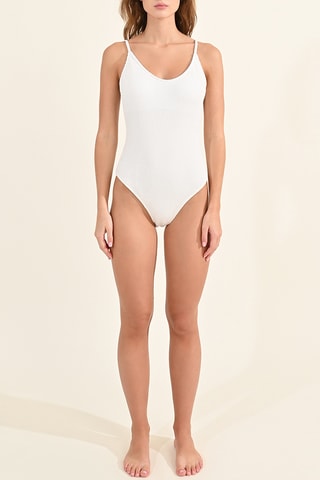 Body - Blanco - Molly Bracken