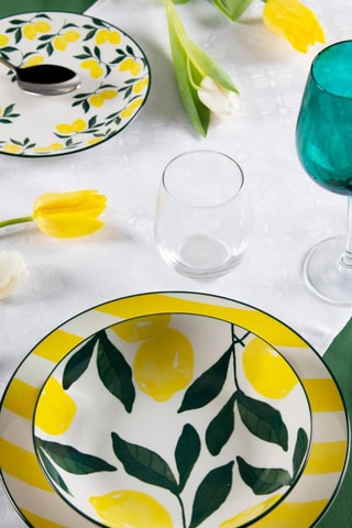 Service en porcelaine - 18 pièces