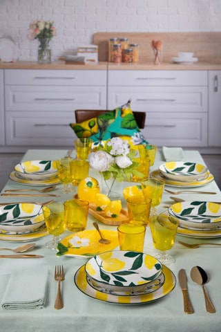 Service en porcelaine - 18 pièces