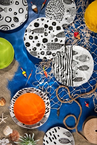 Service en porcelaine et grès Black Fishes - 18 pièces