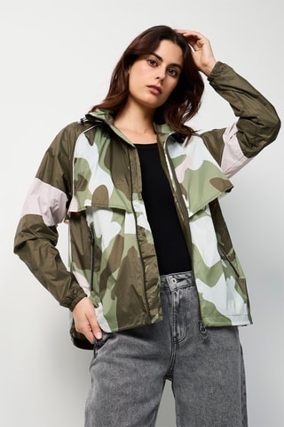 Giacca a vento con cappuccio Scirocco - Verde