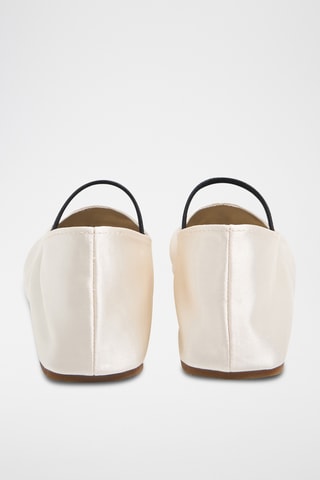 Leren en Satijnen Ballerina’s - Ecru
