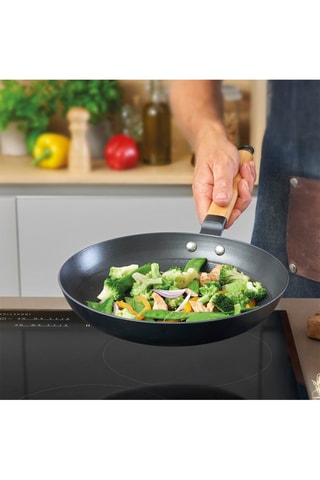 Wok en fonte d'acier - 30 cm